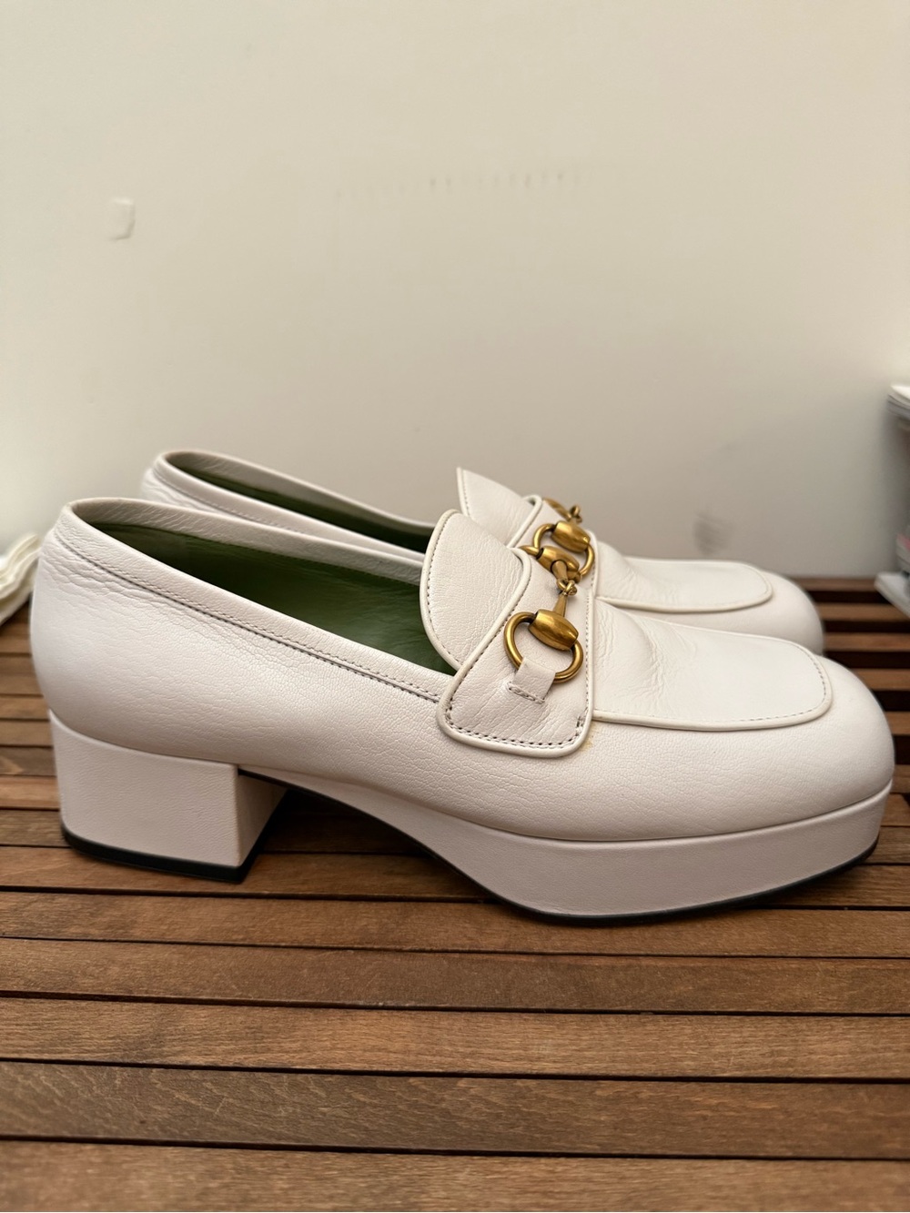 Gucci White Leather Houdan Platform Loafers with Gold Horsebit Size 38.5